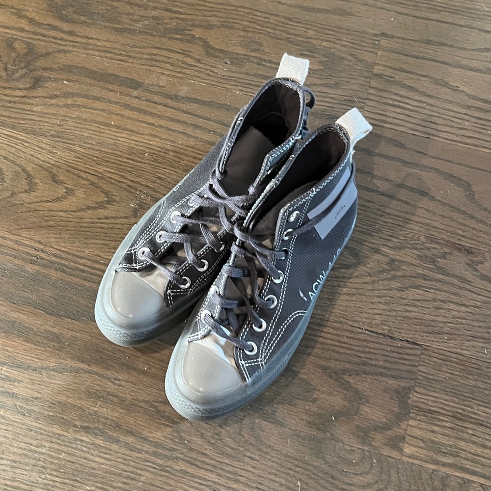 A cold wall Chuck Taylor 70